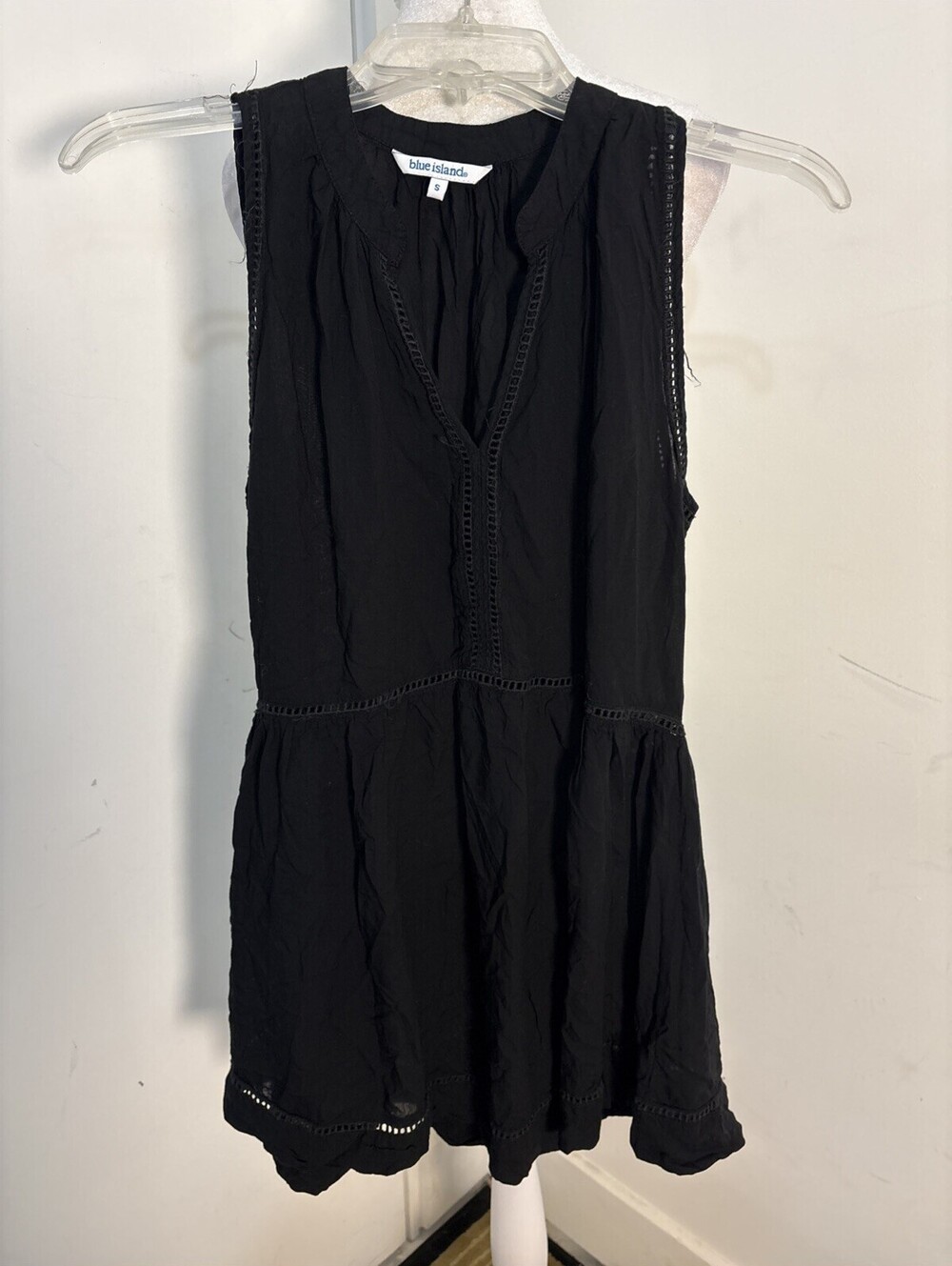 Blue Island Black Sleeveless Dress Small Lace Eyelet Ladder Trim Mini Deep V-Nec